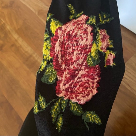 INC black floral top - Picture 6 of 7